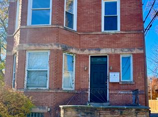511 N Taylor Ave #3, Oak Park, IL 60302