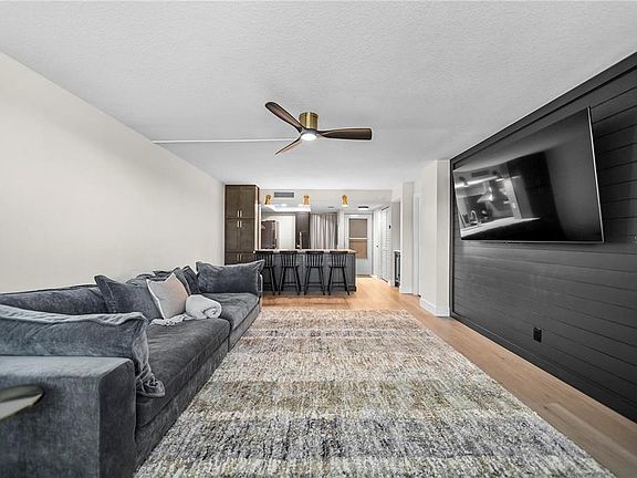 3rd image of 2617 COVE CAY DRIVE #110