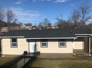 493 Lester St, Bristol, VA 24201
