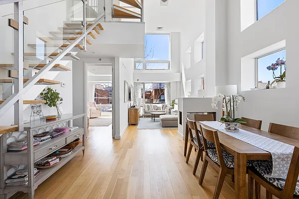 Sold by Compass | media 1