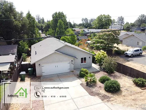 1417 Montana Ave Photo 1