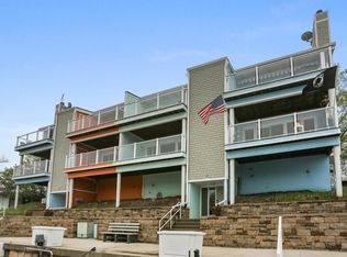 50 Marine Dr #7, Michigan City, IN 46360