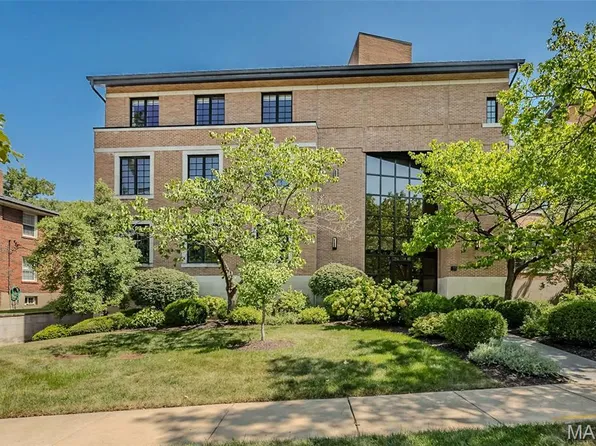31 Brighton Way #2B, Saint Louis, MO 63105
