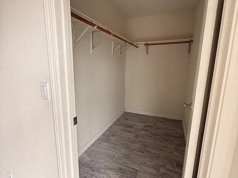 3532 Bridle Creek Ave — Photo 9
