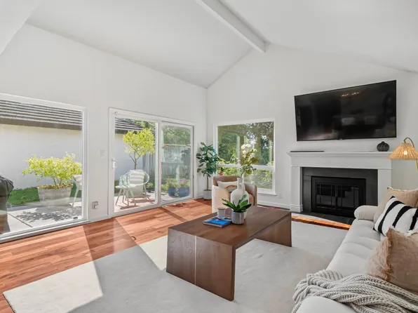 2598 Mabury Sq, San Jose, CA 95133