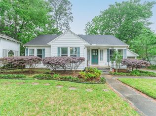 1307 N Thompson St, Conroe, TX 77301