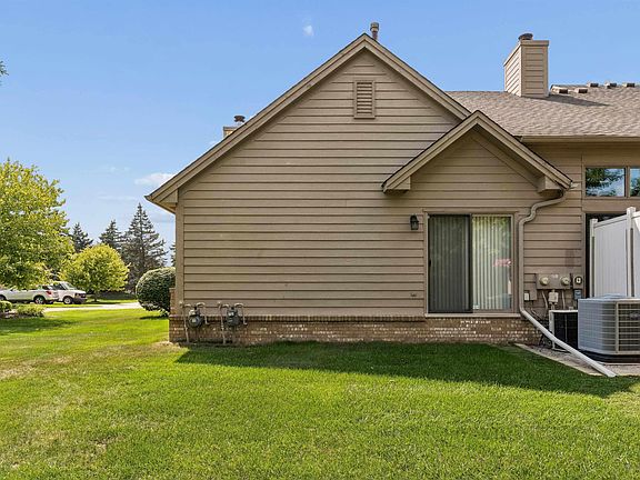 4th image of 16725 Pearlcreek Ct