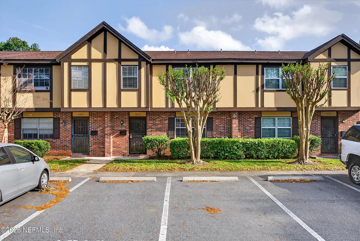 Building Photo - 4814 Windrush Ln #A-4
