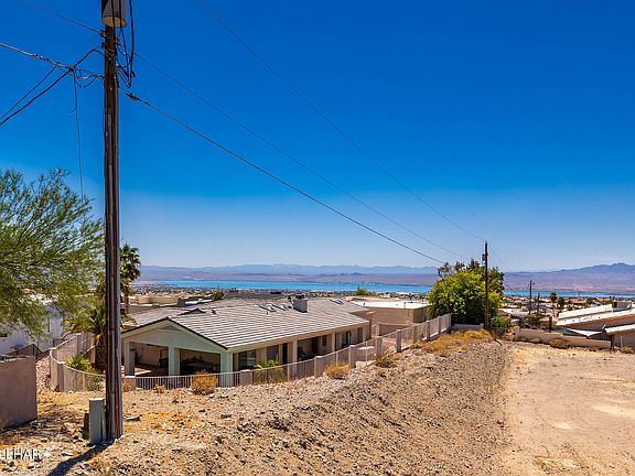 2nd image of 3632 Desert Garden Dr