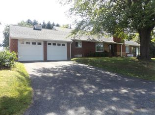 1105 Childress St, Hillsville, VA 24343
