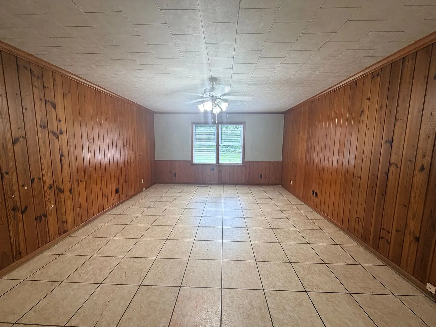Charming 3 Bedroom 1 Bathroom in Valdosta — Photo 2