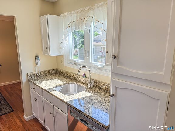 3rd image of 321 Songbird Lane #321