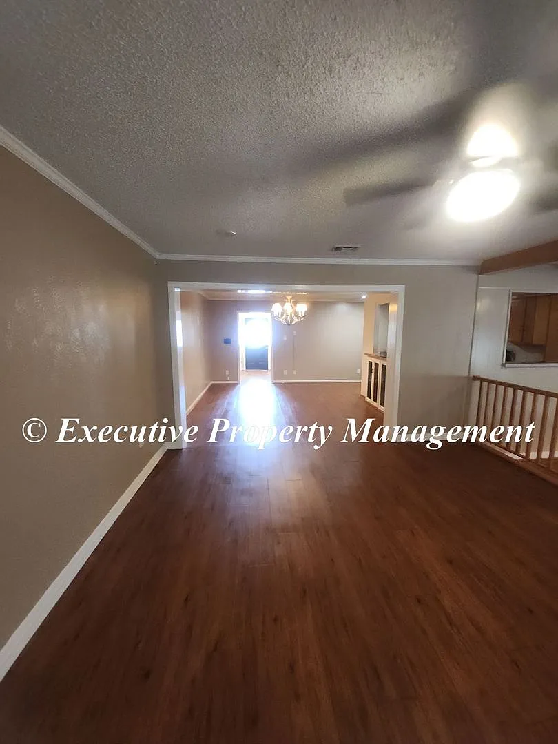1009 E Robertson Avenue, Copperas Cove, TX 76522 — Photo 3