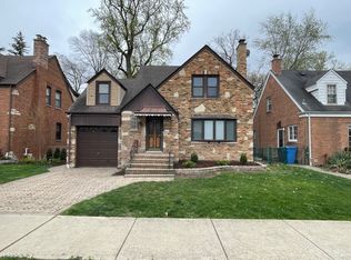 7029 N Mendota Ave, Chicago, IL