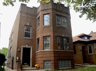 6034 N Rockwell St #1, Chicago, IL 60659