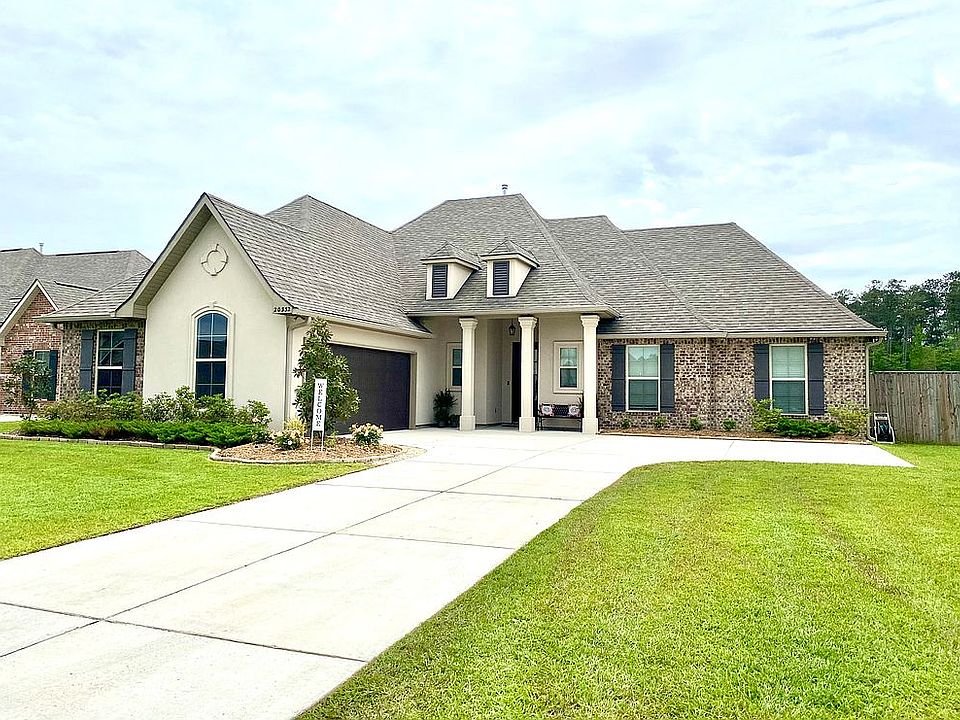 1st image of 20332 Thornwood Dr