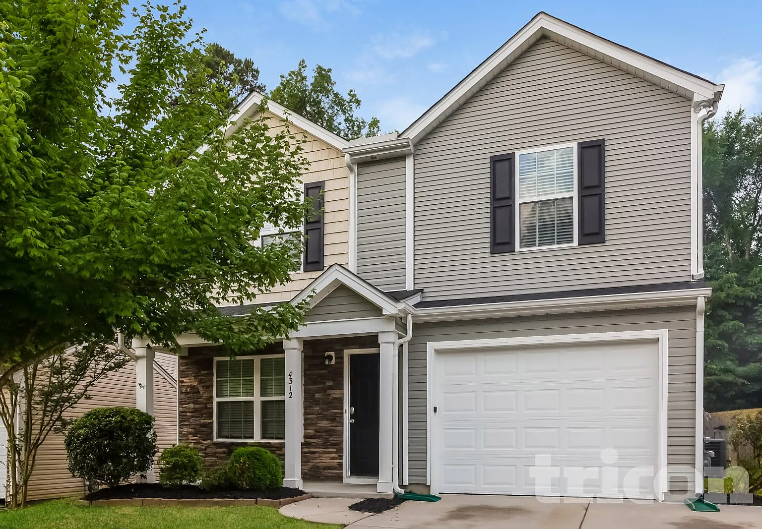 4312 Houldsworth Drive Charlotte NC — Photo 1