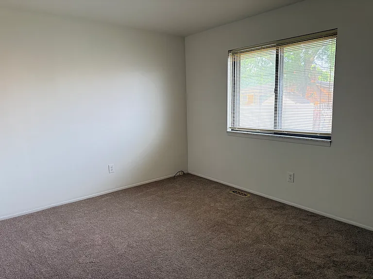 38352 Coronation Dr — Photo 25