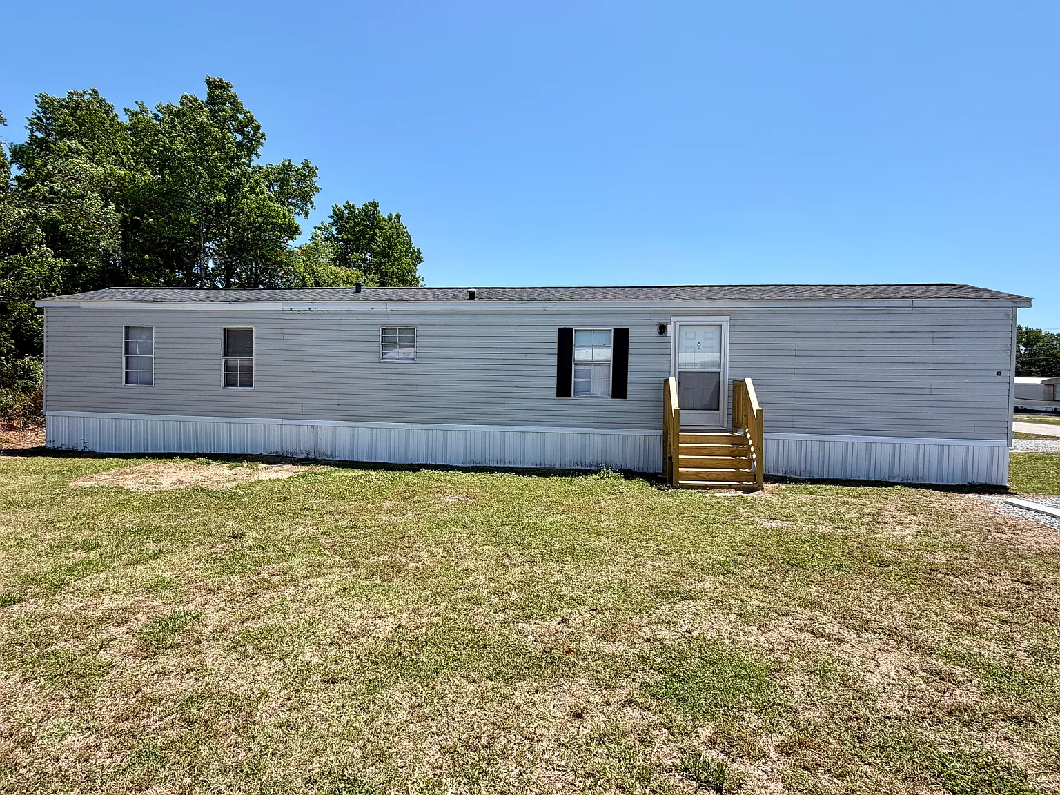 2 bed, $995 — Photo 1