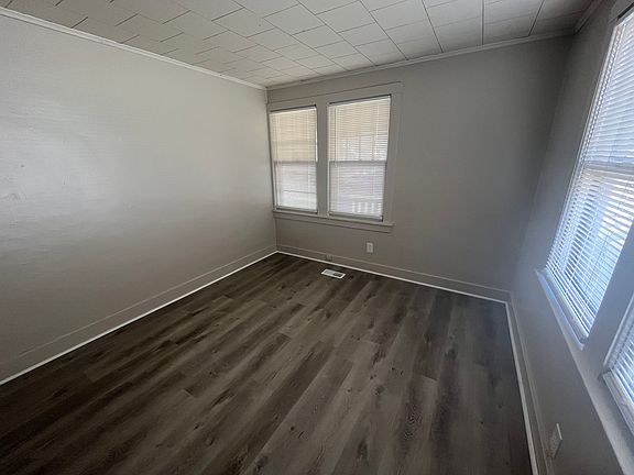 4th image of 615 W 7th Ave