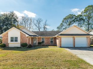 3306 Sunrise Dr, Shoreacres, TX 77571