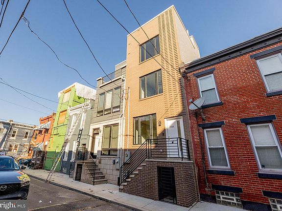 3rd image of 2349 Gerritt St