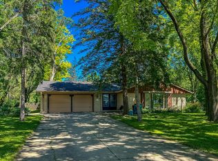 W132N12072 Mary Buth Ln, Germantown, WI 53022