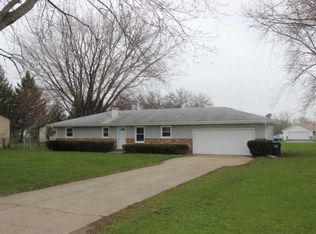 2310 N Us Highway 12, Spring Grove, IL 60081