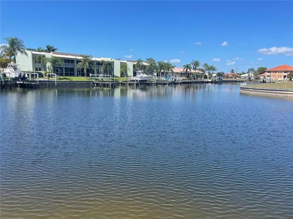 1447 Mediterranean Dr #24, Punta Gorda, FL 33950