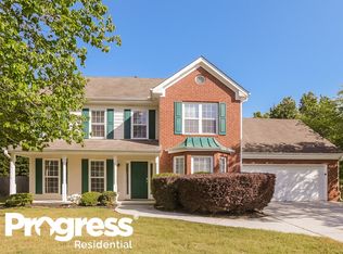 921 Rolling Meadows Dr, Loganville, GA 30052
