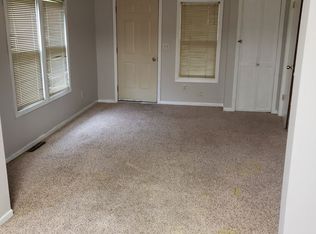 222 7th Ave SE, Jamestown, ND 58401