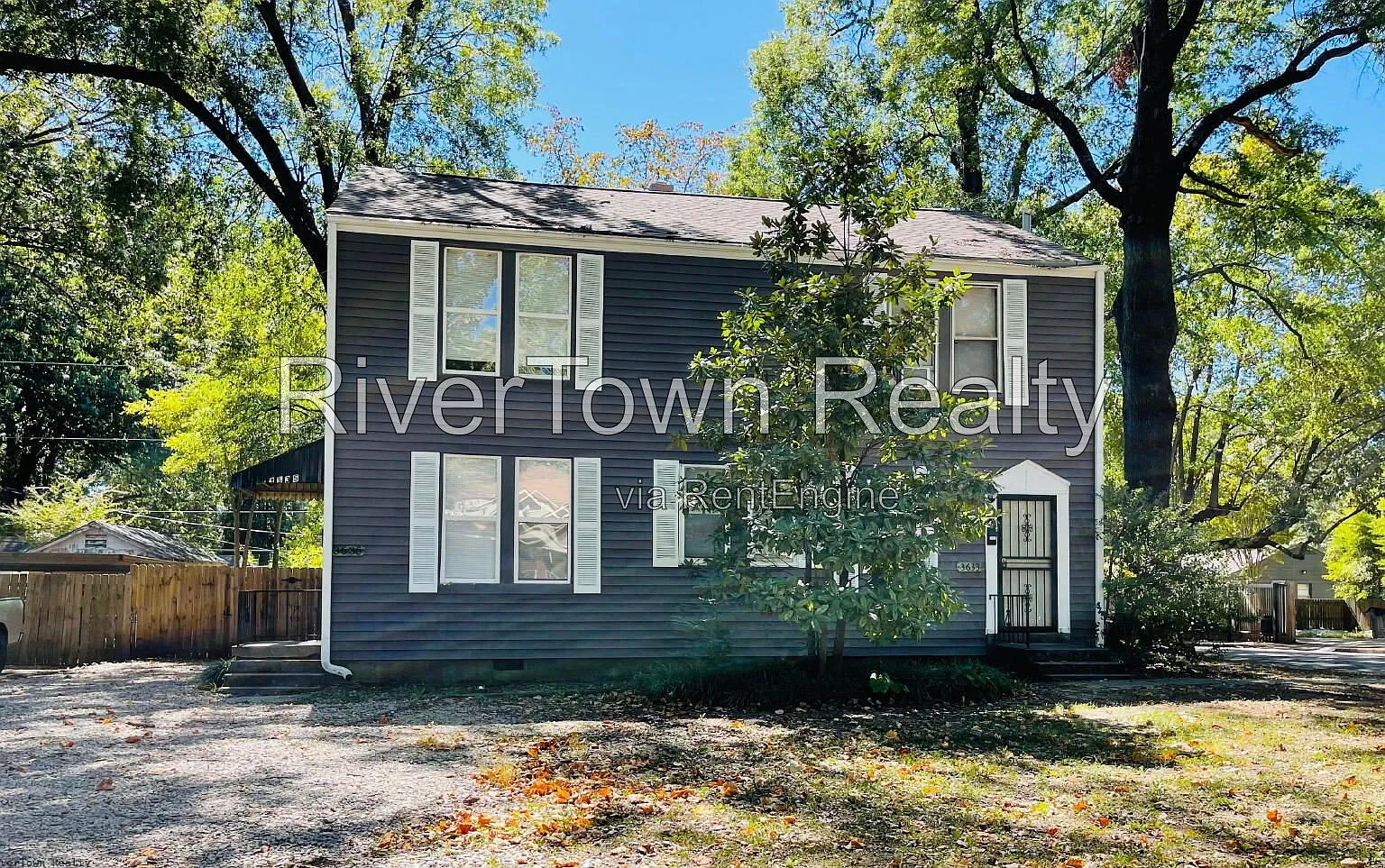 2 bed, 1.0 bath, 1003 sqft, $995 — Photo 1