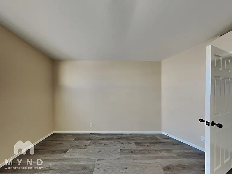 3415 White Stallion Ct — Photo 15