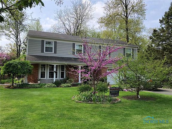 3rd image of 6915 Fredericksburg Dr