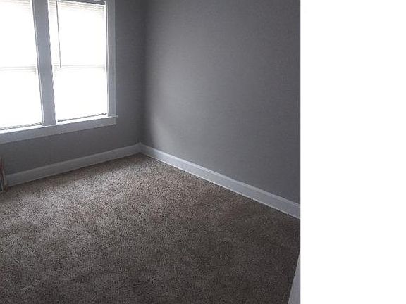 4th image of 1463 Republic Ave