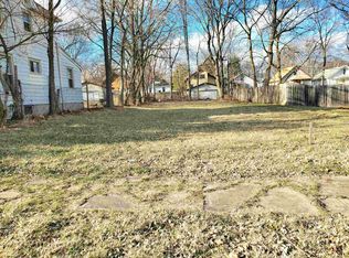 821 Island Ave, Rockford, IL