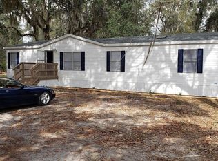 107 Empress Ln, San Mateo, FL 32187