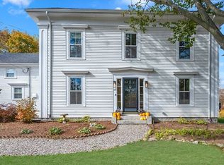 13 Blackstone St, Mendon, MA 01756