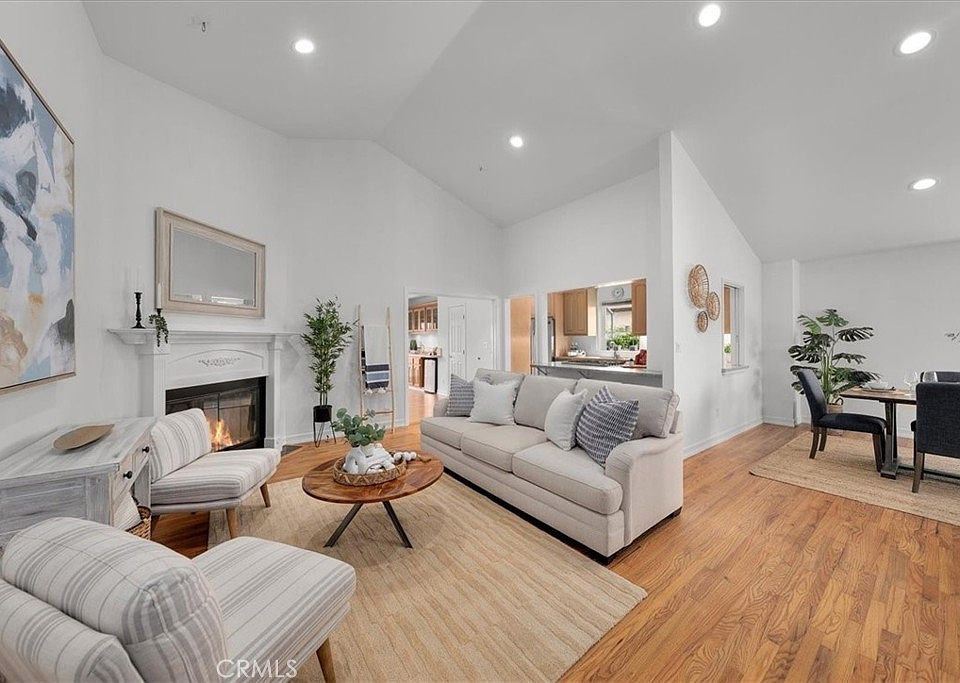 1st image of 4123 W 177th St