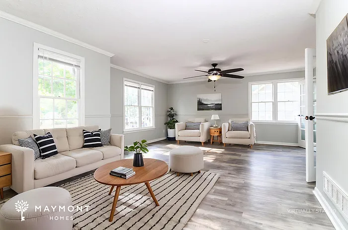 3 bed, 2.0 bath, 1240 sqft, $1,845 — Photo 4