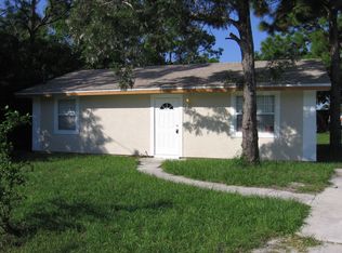 3423 W Lake Dr, Fort Pierce, FL 34982