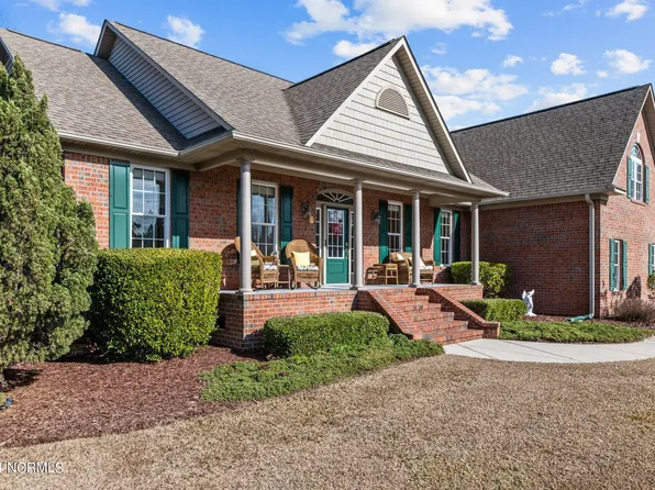 702 Taberna Circle, New Bern, NC 28562