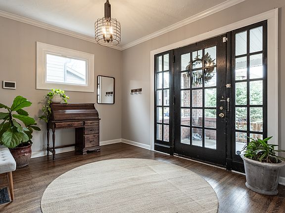 5th image of 3156 Washington Blvd