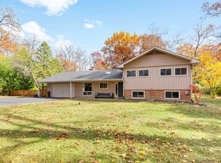 185 Kimberly Rd, North Barrington, IL 60010