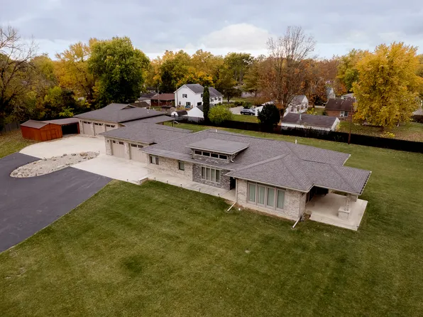 2924 E 6th St, Anderson, IN 46012
