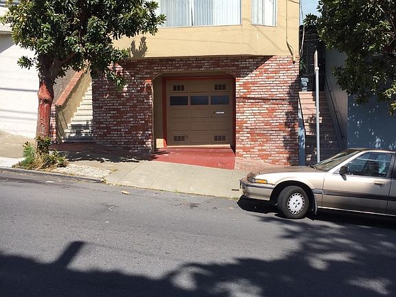2nd image of 548 Plymouth Ave