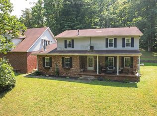 1469 Mile Fork Rd, Charleston, WV 25312
