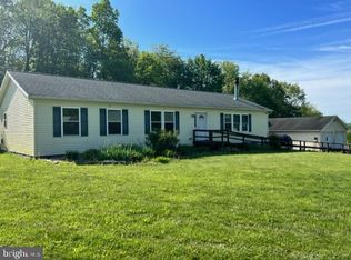 1527 Jacks Corner Rd, Hopewell, PA 16650