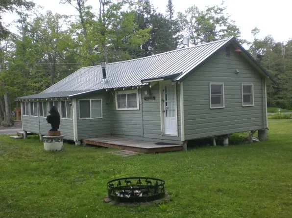 111 Balsam Ave, Caroga Lake, NY 12032