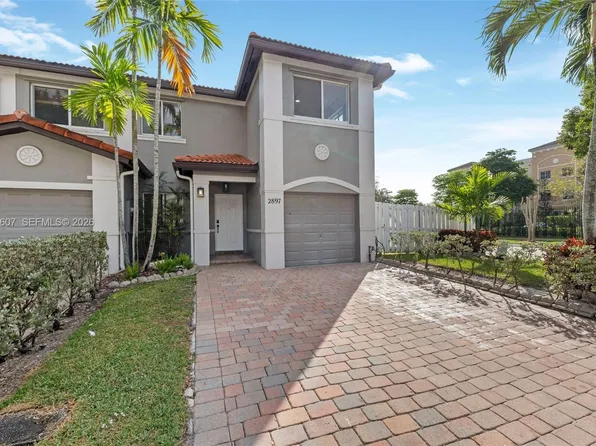 2897 SW 129th Way, Hollywood, FL 33027